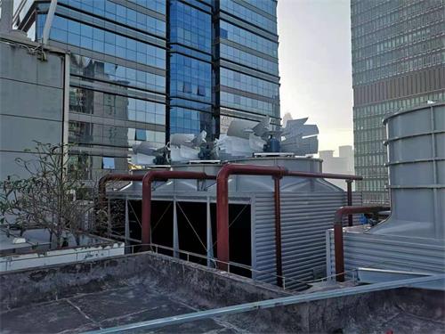 <a href=http://www.lijunqiang2.com.cn/product/lqt/ target=_blank class=infotextkey>冷卻塔</a>噪音治理改造